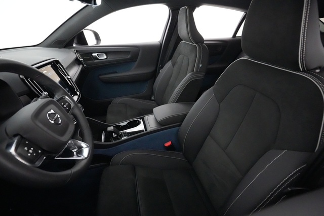 2023 Volvo C40 Recharge