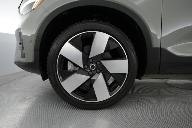 2023 Volvo C40 Recharge