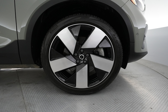 2023 Volvo C40 Recharge