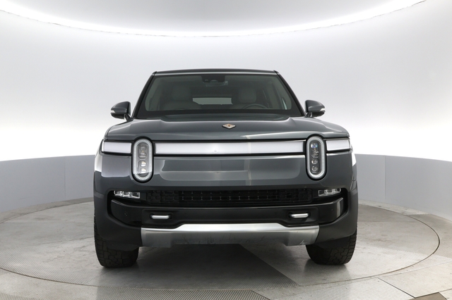2023 Rivian R1S