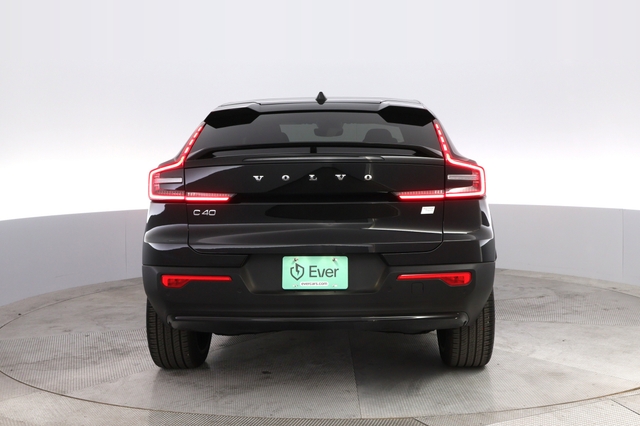 2023 Volvo C40 Recharge