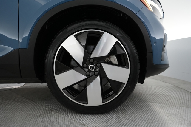 2022 Volvo C40 Recharge