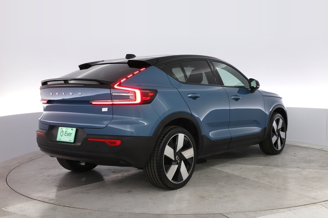 2022 Volvo C40 Recharge