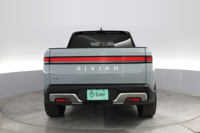 2024 Rivian R1T