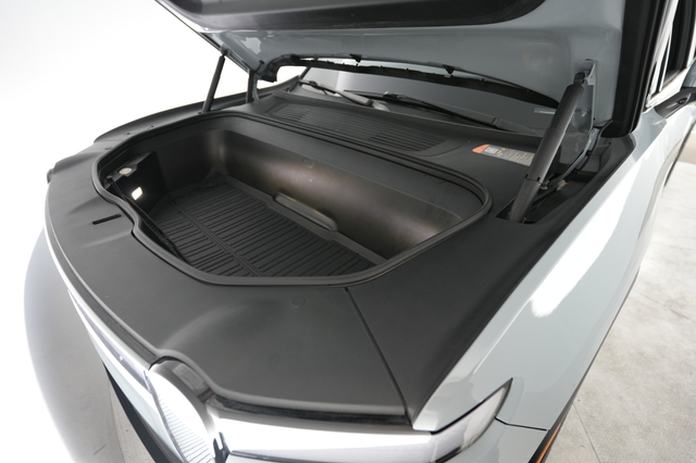2024 Rivian R1T