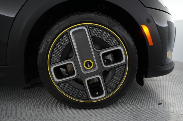 2023 MINI Cooper SE