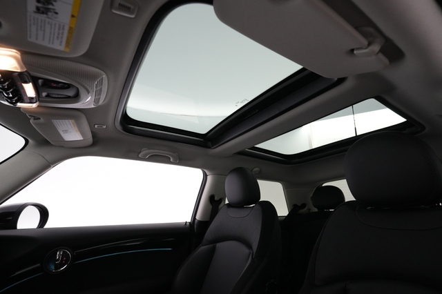 2023 MINI Cooper SE