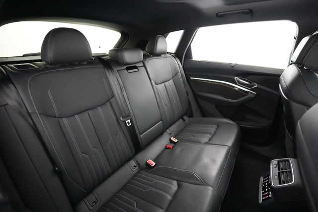 2022 Audi e-tron