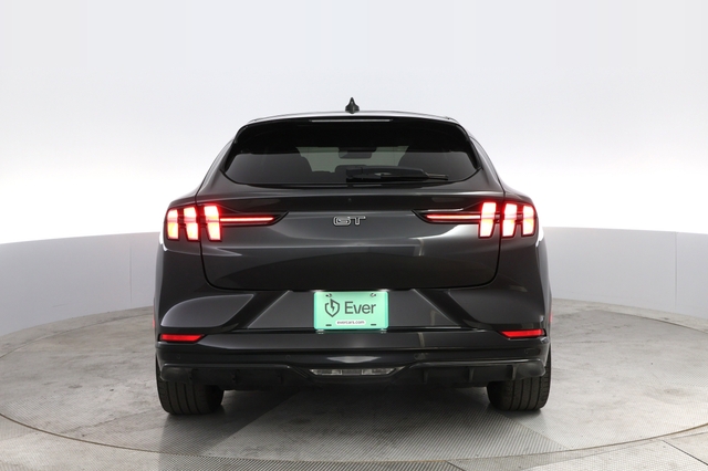 2022 Ford Mustang Mach-E