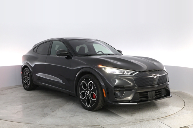2022 Ford Mustang Mach-E