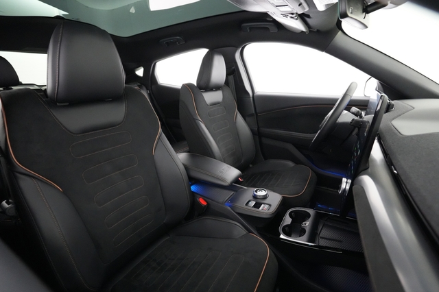 2022 Ford Mustang Mach-E