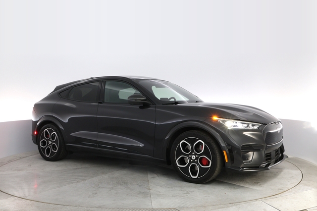 2022 Ford Mustang Mach-E