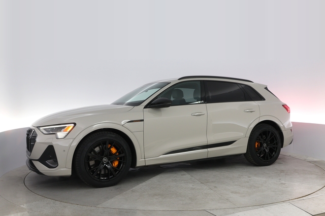 2022 Audi e-tron