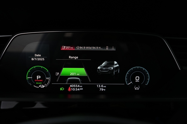2022 Audi e-tron