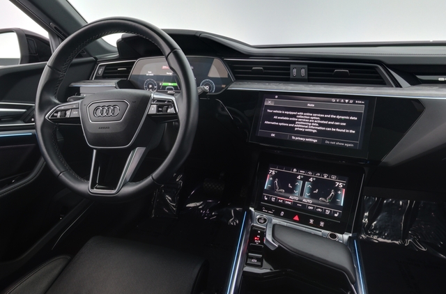 2022 Audi e-tron