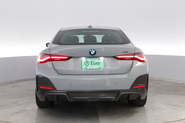 2024 BMW i4
