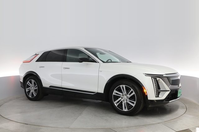 2024 Cadillac Lyriq
