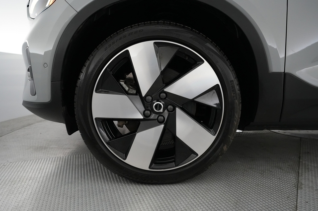 2024 Volvo XC40 Recharge