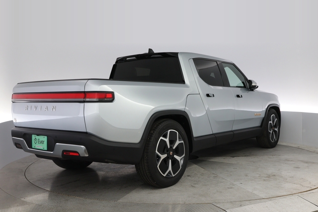 2023 Rivian R1T