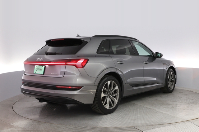 2021 Audi e-tron