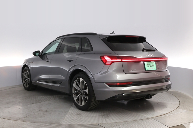 2021 Audi e-tron