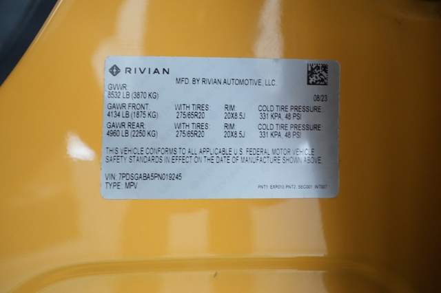 2023 Rivian R1S