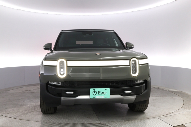 2022 Rivian R1S