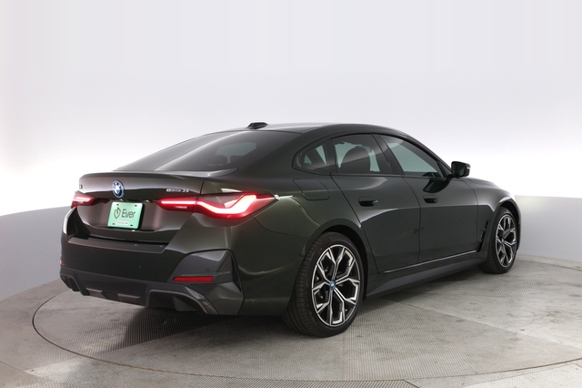2024 BMW i4