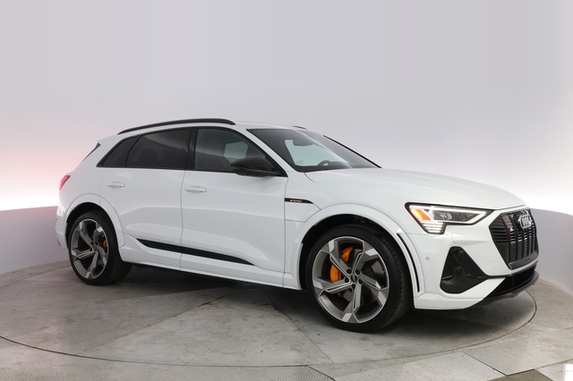 2022 Audi e-tron