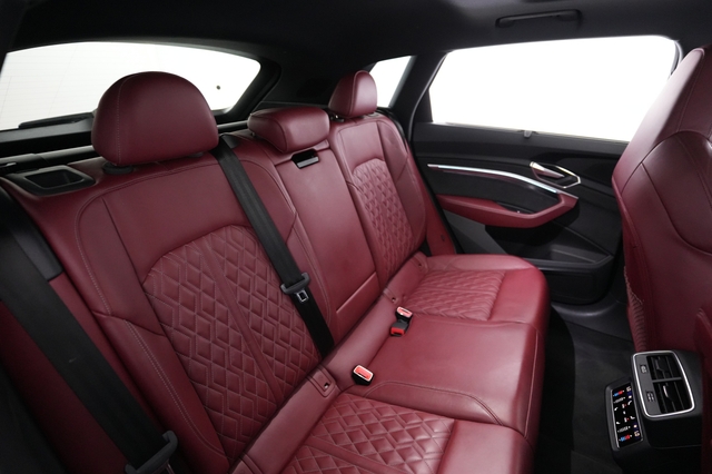 2022 Audi e-tron