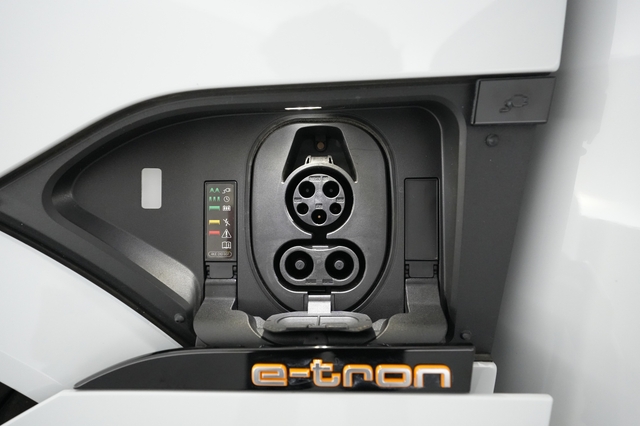 2022 Audi e-tron