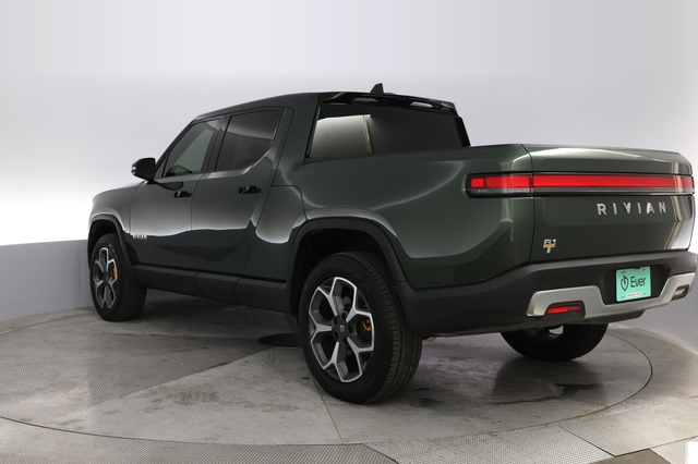 2022 Rivian R1T