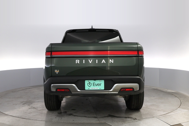 2022 Rivian R1T
