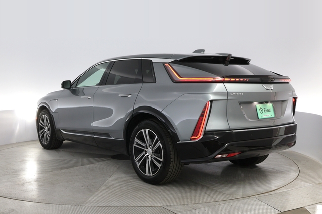 2024 Cadillac Lyriq