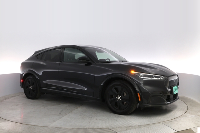 2022 Ford Mustang Mach-E
