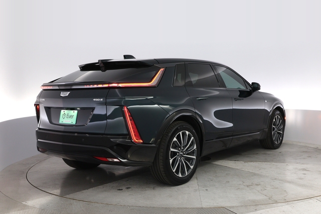2024 Cadillac Lyriq
