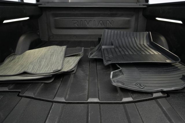2022 Rivian R1T