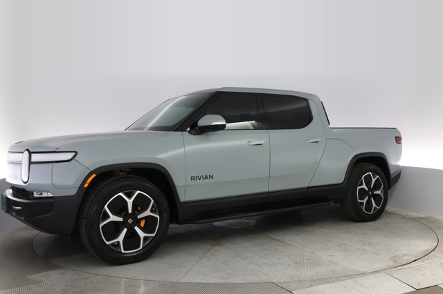 2022 Rivian R1T