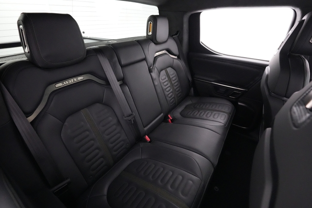 2022 Rivian R1T