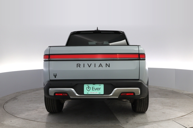 2022 Rivian R1T