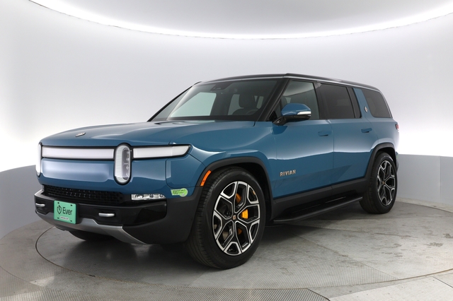 2023 Rivian R1S