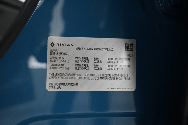 2023 Rivian R1S