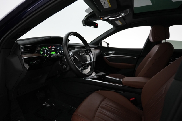 2022 Audi e-tron