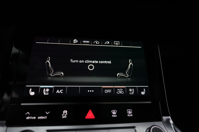 2022 Audi e-tron