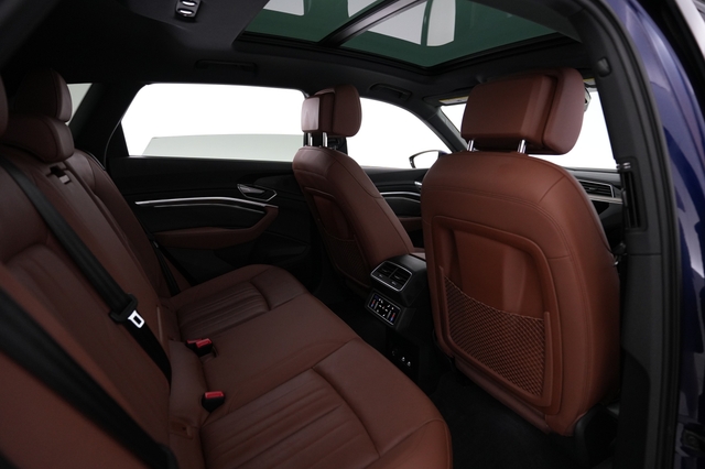 2022 Audi e-tron