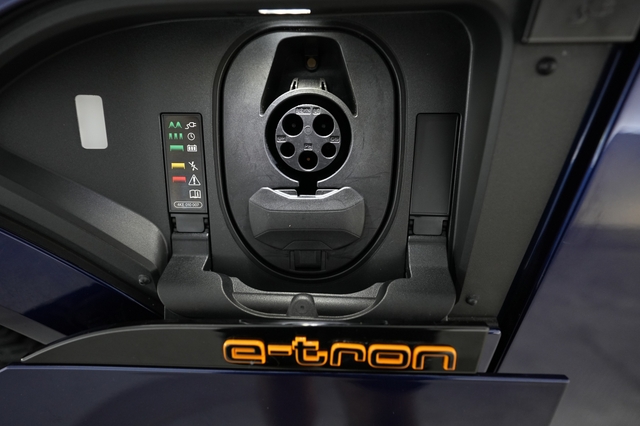 2022 Audi e-tron
