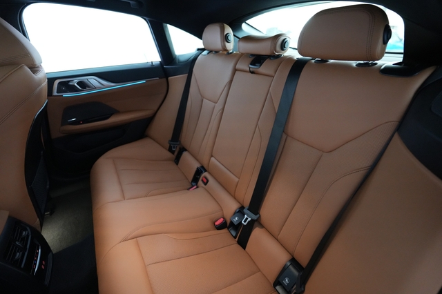 2023 BMW i4