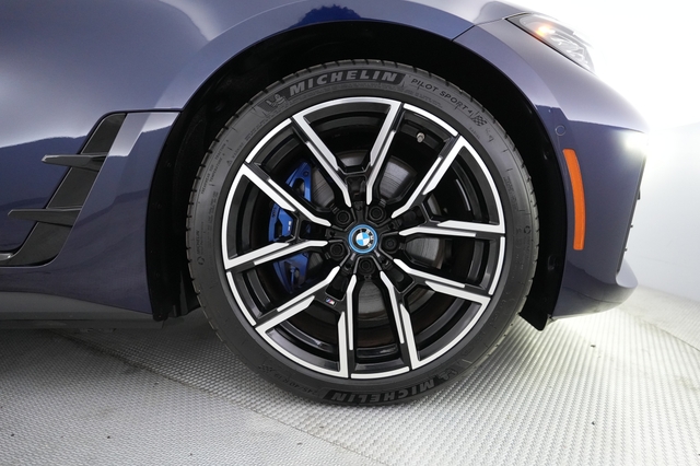 2023 BMW i4