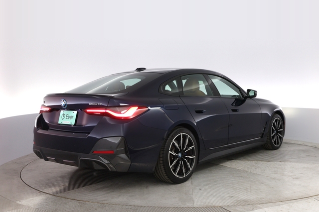 2023 BMW i4