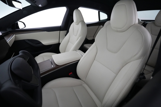 2022 Tesla Model S